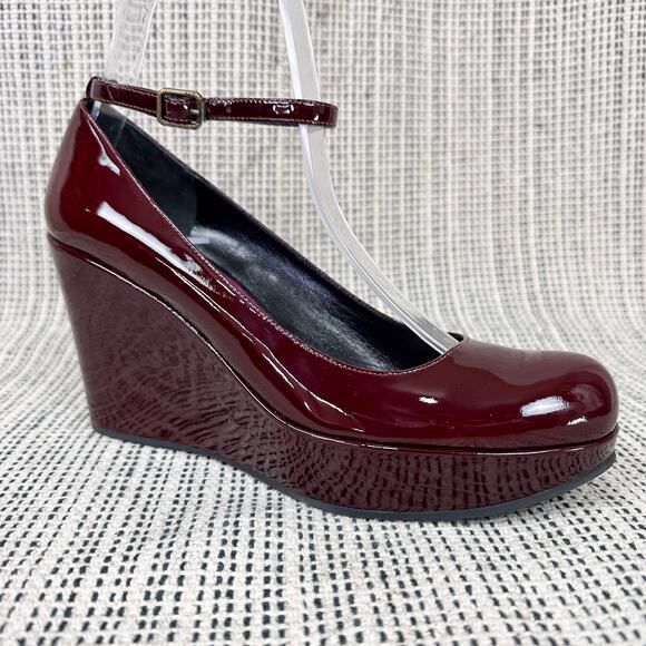 Marc Jacobs Patent Mary Jane‎ Wedge Heels Size 6 Cherry Coded Y2K Whimsy Goth - Picture 1 of 13